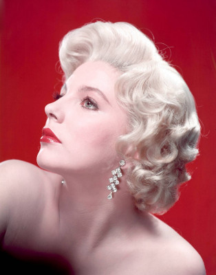 photo 5 in Collins gallery [id193622] 2009-10-02 00:00:00