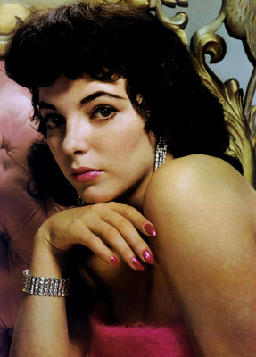 Joan Collins pic #189172