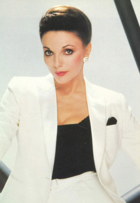 Joan Collins pic #284461