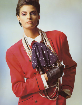 Joan Severance &amp;amp; Linda Evangelista ~ MADAME Germany October 1986