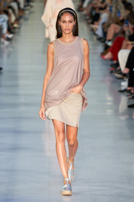 Max Mara Spring/Summer 2022 Fashion Show in Milan