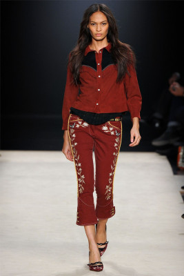 Joan Smalls pic #517327