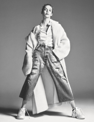 JODIE COMER for Vogue Magazine, UK April 2020
