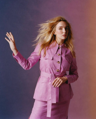 Jodie Comer by Hollie Fernando for The Guardian Saturday (Oct 2021)