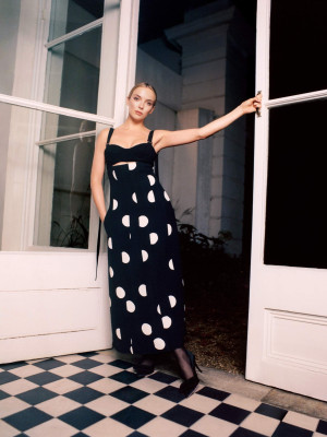 Jodie Comer by Juliette Cassidy for Porter // 2020