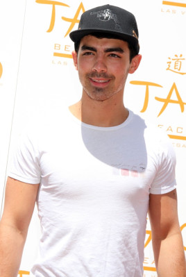 photo 4 in Joe Jonas gallery [id589647] 2012-12-10 00:00:00