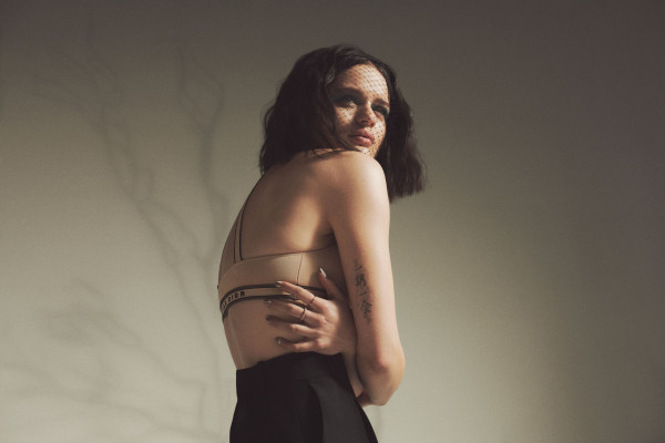 Joey King by Serrao &amp; May for Flaunt || Spring 2021