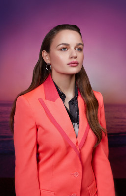 Joey King by Leila Fakouri for LADYGUNN // October 2020