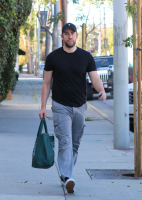 John Krasinski pic #784978