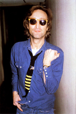 John Lennon pic #379447