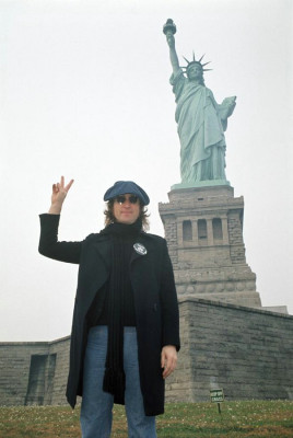 John Lennon pic #364868