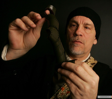 photo 5 in John Malkovich gallery [id115143] 2008-11-05 00:00:00