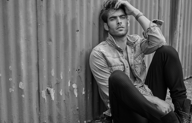 Jon Kortajarena - Grazia Australia 