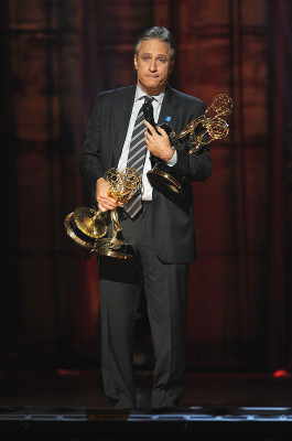 Jon Stewart pic #310954