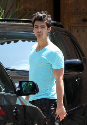 photo 12 in Jonas Brothers gallery [id707789] 2014-03-09 00:00:00