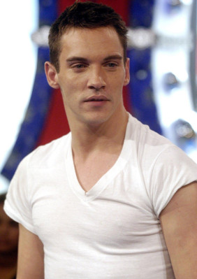 Jonathan Rhys-Meyers pic #635484