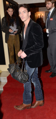 Jonathan Rhys-Meyers pic #633165