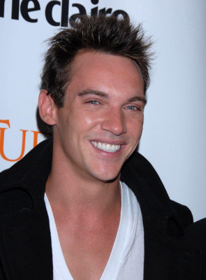 Jonathan Rhys-Meyers pic #651073