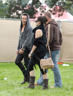 Jonathan Rhys-Meyers pic #753510