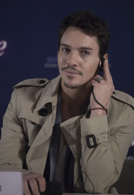 Jonathan Rhys-Meyers pic #752237