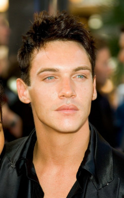 Jonathan Rhys-Meyers pic #752241