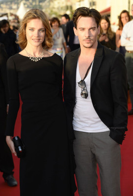 Jonathan Rhys-Meyers pic #752240