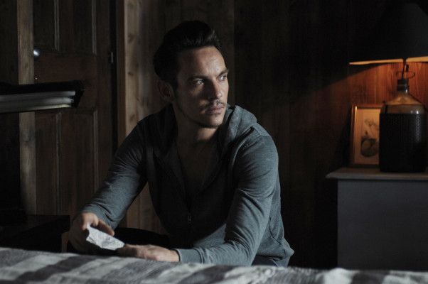 Jonathan Rhys Meyers - Black Butterfly (2017)