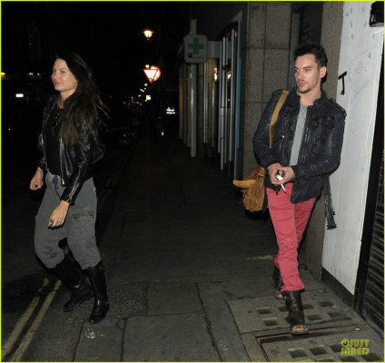 Jonathan Rhys-Meyers pic #659045