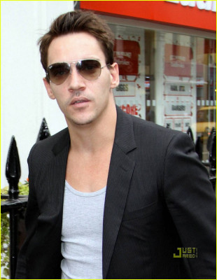 Jonathan Rhys-Meyers pic #297028
