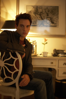 Jonathan Rhys-Meyers pic #643433