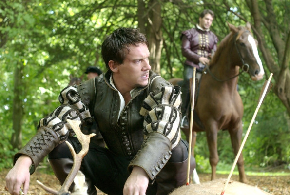 Jonathan Rhys-Meyers pic #643425