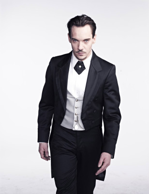 Jonathan Rhys-Meyers pic #664214