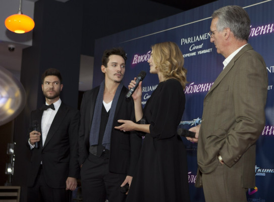 Jonathan Rhys-Meyers pic #627147