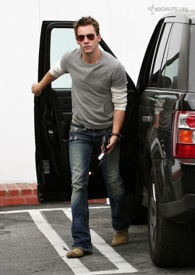 Jonathan Rhys-Meyers pic #266319