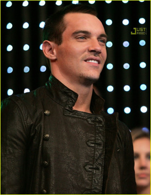 Jonathan Rhys-Meyers pic #655518