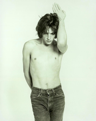 Jonathan Rhys-Meyers pic #141238