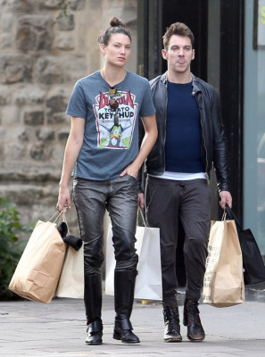 Jonathan Rhys-Meyers pic #661604