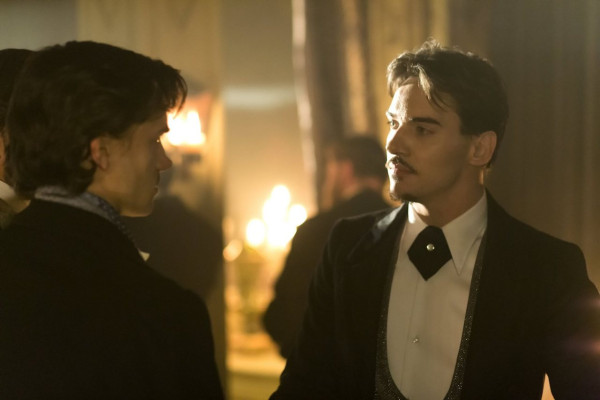 Jonathan Rhys-Meyers pic #671224