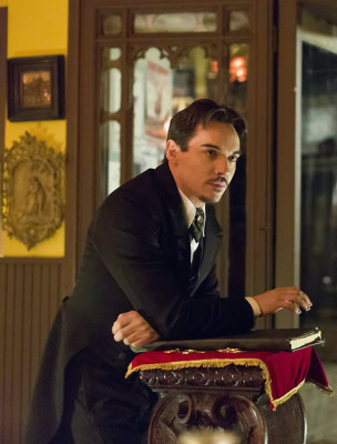 Jonathan Rhys-Meyers pic #673435