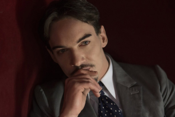 Jonathan Rhys-Meyers pic #666494