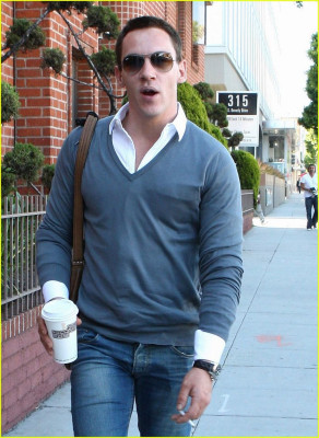 Jonathan Rhys-Meyers pic #627274