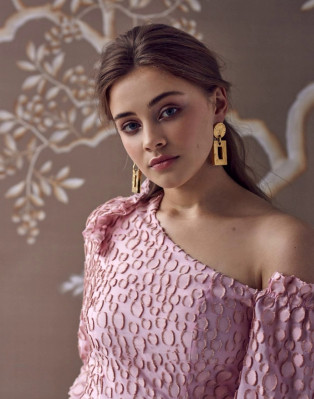 Josephine Langford by Daniel G. Castrillon for Rose & Ivy Journal 06/27/2019