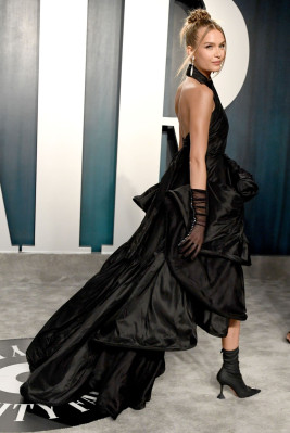 Josephine Skriver – Vanity Fair Oscar Party 2020