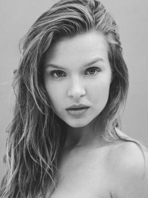 Josephine Skriver pic #844325