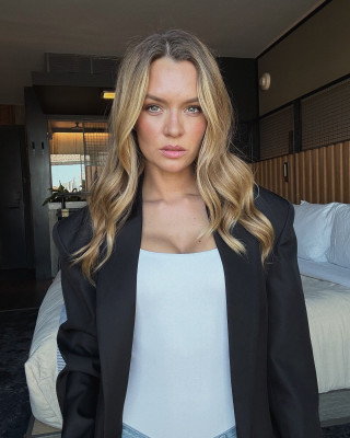 Josephine Skriver