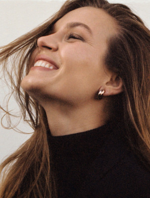 Josephine Skriver - Elle Denmark (December 2021)