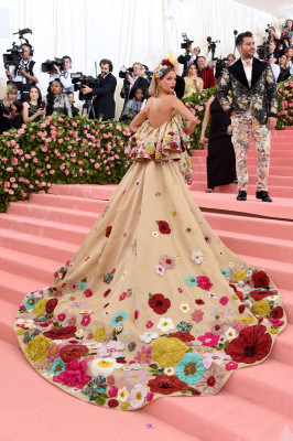 Josephine Skriver – 2019 Met Gala