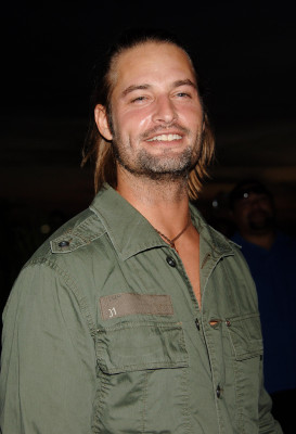 Josh Holloway pic #69316
