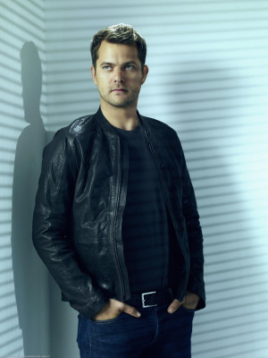 photo 15 in Joshua Jackson gallery [id378062] 2011-03-28 00:00:00