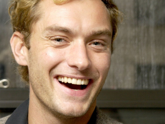 photo 25 in Jude Law gallery [id240303] 2010-02-02 00:00:00